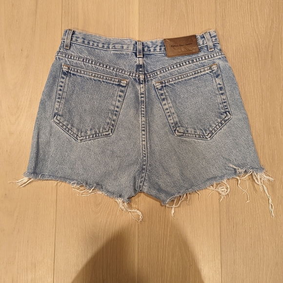 Vintage Calvin Klein cut offs - Picture 2 of 8